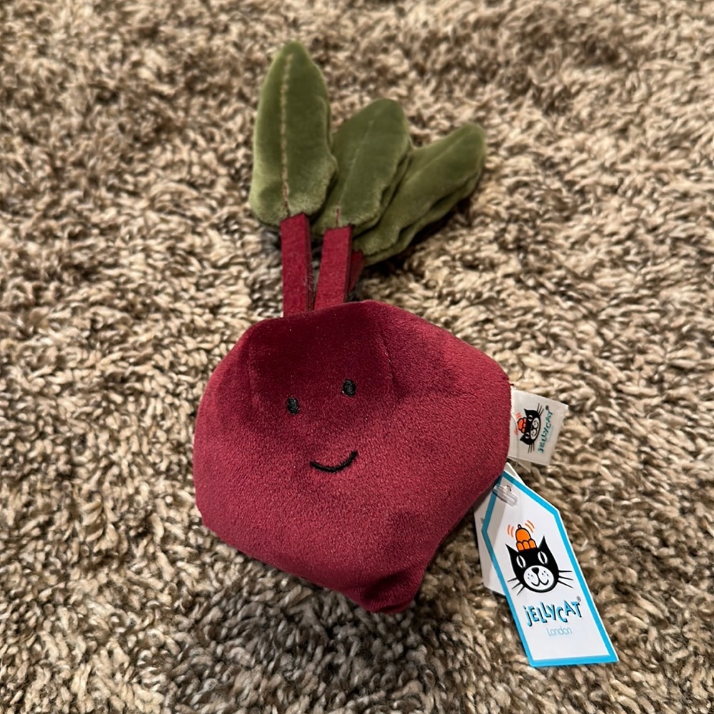 Jellycat Vivacious Beetroot Beet NWT Retired